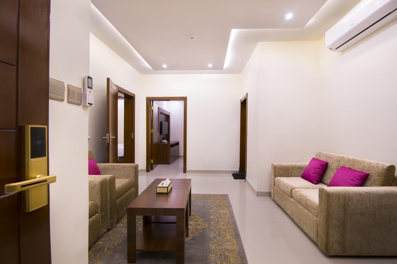 منازل الريم للشقق المخدومة Riyadh Exterior photo